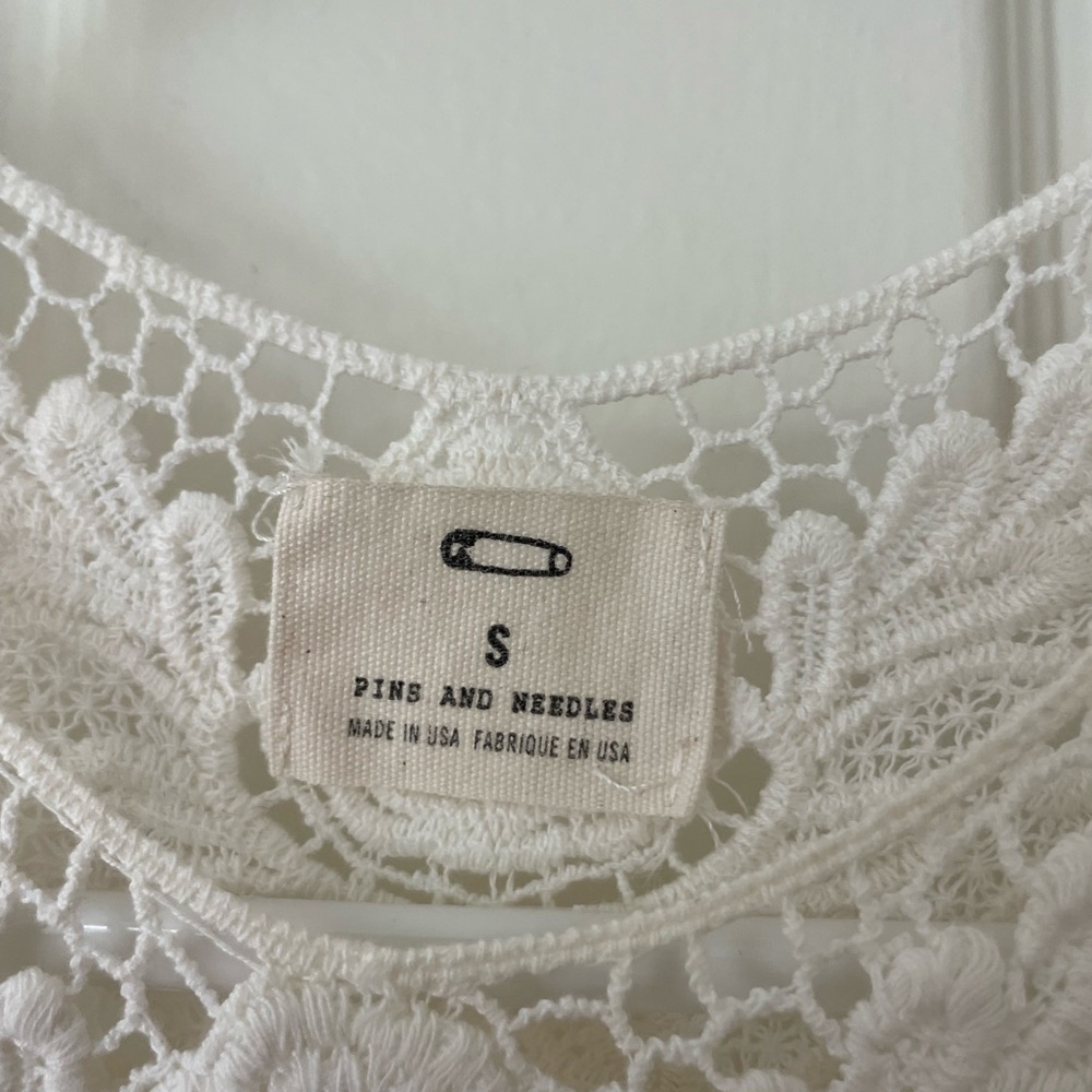 $5! 2 for $10🌹Pins & Needles Ivory Lace Detail Tank Top Sz S - Picture 6 of 9